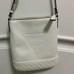 guess white crossbody bag
